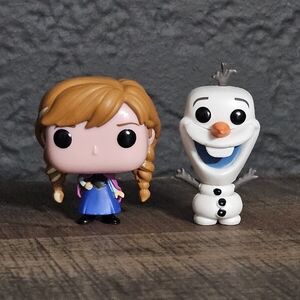 Frozen Mini Funko Pops (set of 2)
